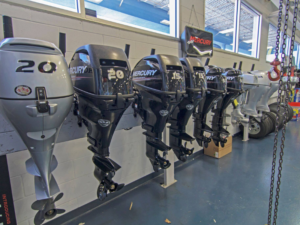 How to Use Electric Outboard Motors