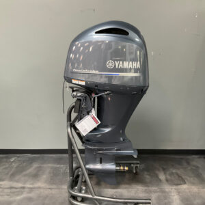 Yamaha 200hp Outboard | LF200XB | Scratch & Dent | 4431